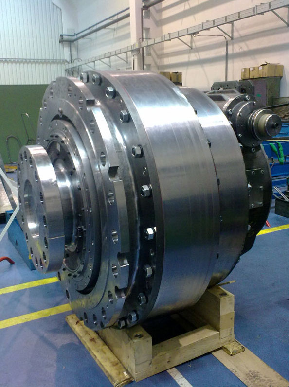 Fahrgetriebe für Tagebaugeräte